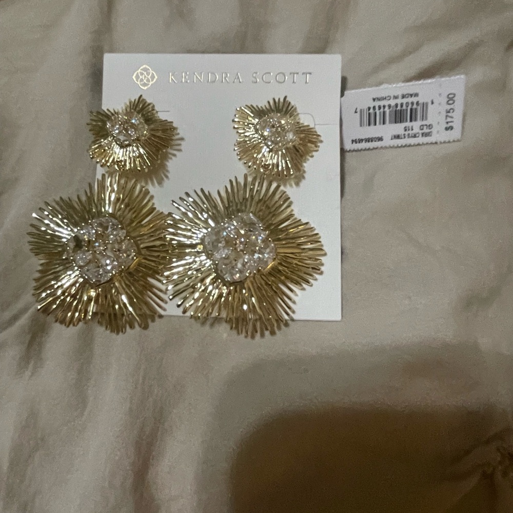 Kendra Scott Gold Floral Earrings